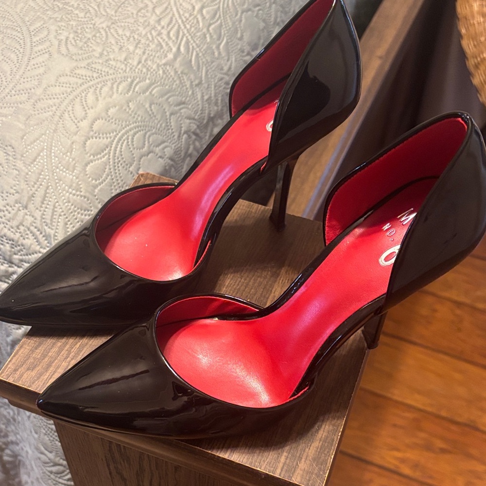 Mix No. 6 Glossy Black Heels with Red Interior